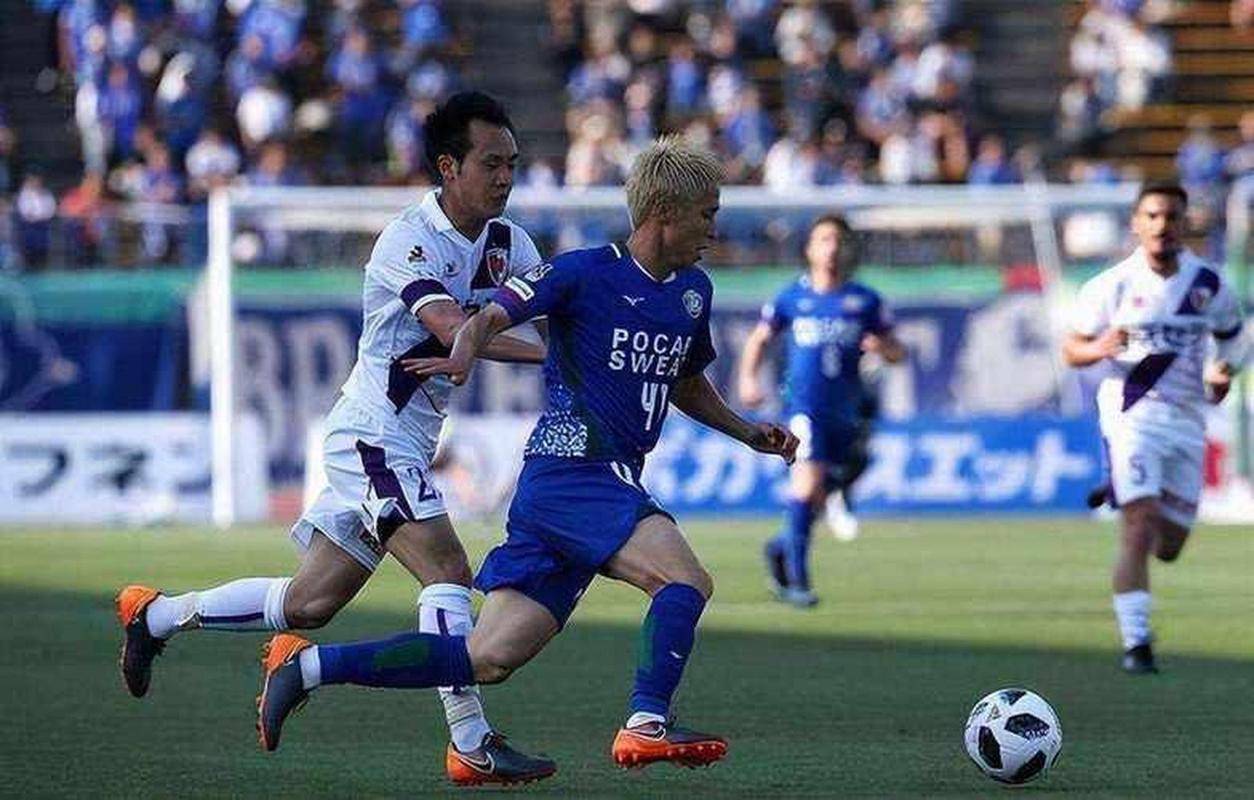东京FC球员意外受伤退出一场比赛的简单介绍